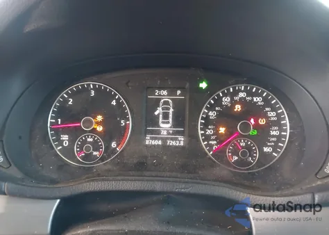 2015 Volkswagen Passat 2.0L Tdi Se z USA, uszkodzony, nr VIN 1VWBV7A34FC073646